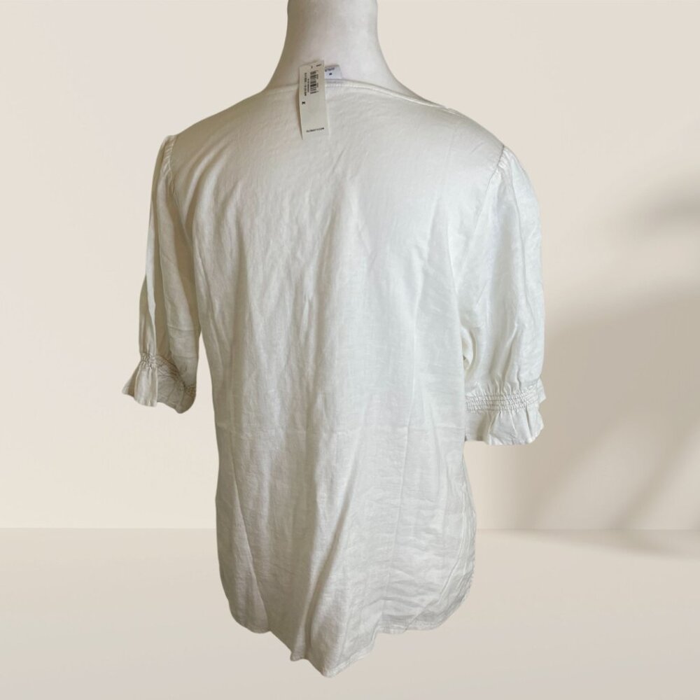 Old Navy White Pintuck Button-Front Blouse – Size M (NWT) - Picture 4 of 6